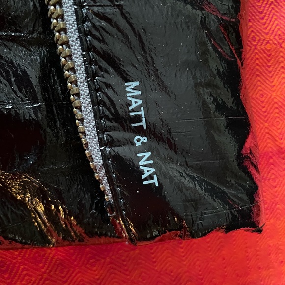 Clutch- gently used- like new. - Picture 2 of 4